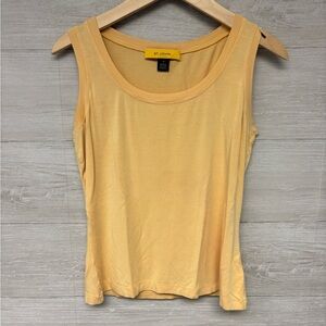 | St John | tank top. Size M.*
